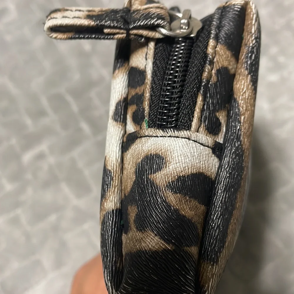 Leopard Print Cosmetic bag NWOT